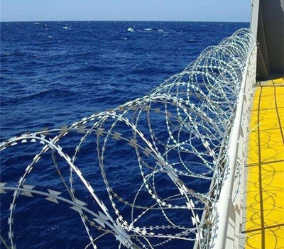 刀片刺繩網(wǎng).jpg 刀片刺繩網(wǎng).jpg